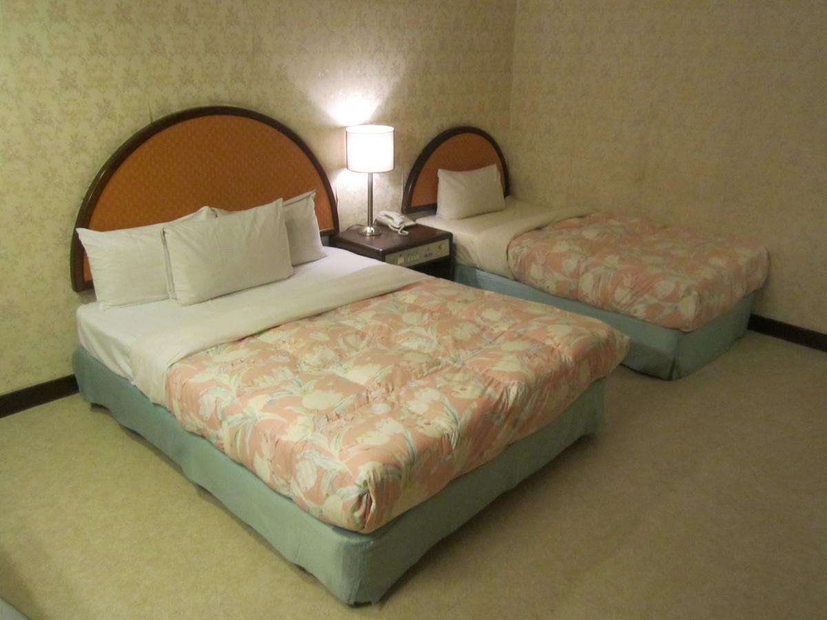 Goshen Hotel Kaohsziung Kültér fotó