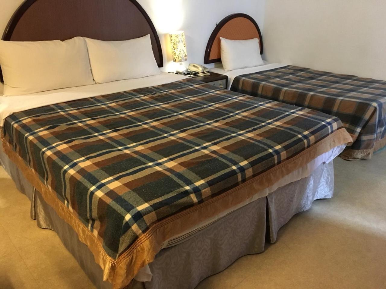 Goshen Hotel Kaohsziung Kültér fotó